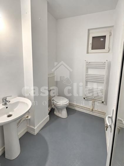 Apartament cu 3 camere decomandat în Gării