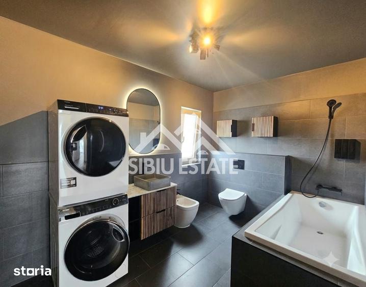 Casă cu 5 camere cu Teren 437 Mp în Central