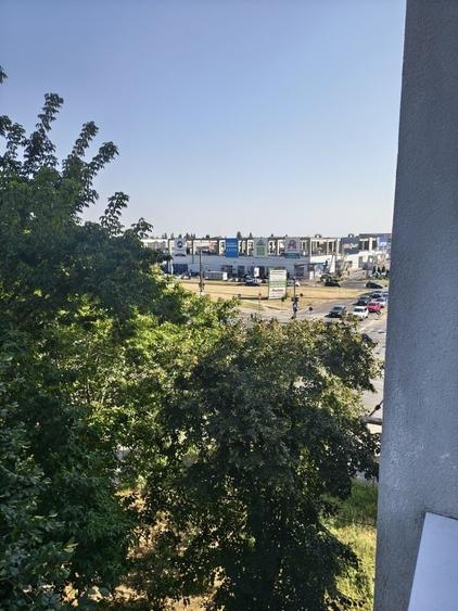 Apartament cu 2 camere decomandat în Calea București