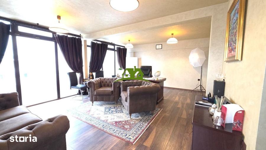 Apartament cu 4 camere în Central