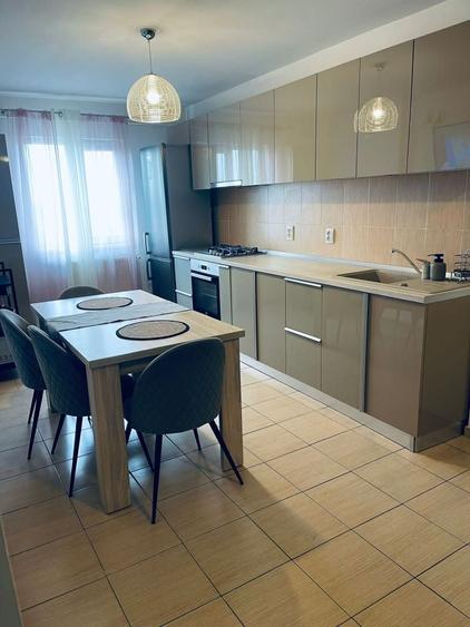Apartament cu 2 camere decomandat în Lăpuș Argeș