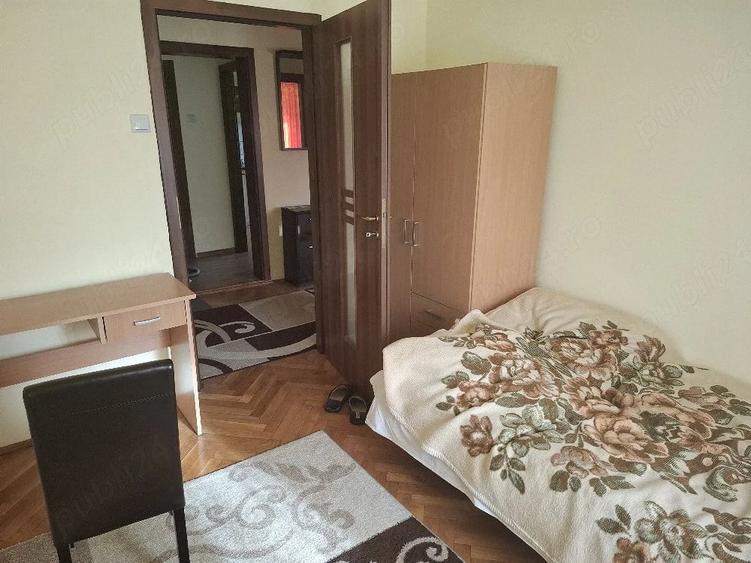 Inchiriez apartament cu 3 camere decomandat - 4
