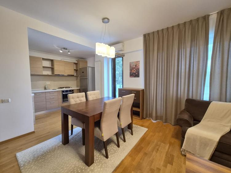 Apartament cu 3 camere decomandat în Voluntari