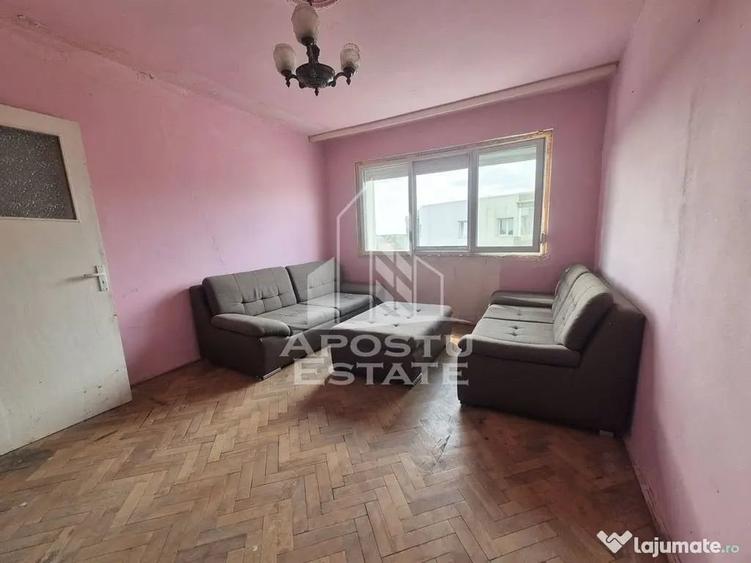 Apartament cu 2 camere semidecomandat în Central