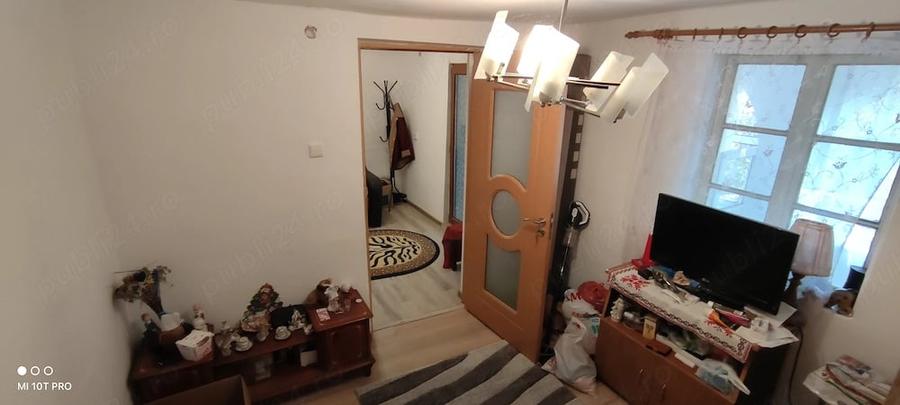 Casă cu 4 camere cu Teren 700 Mp în Fundeni