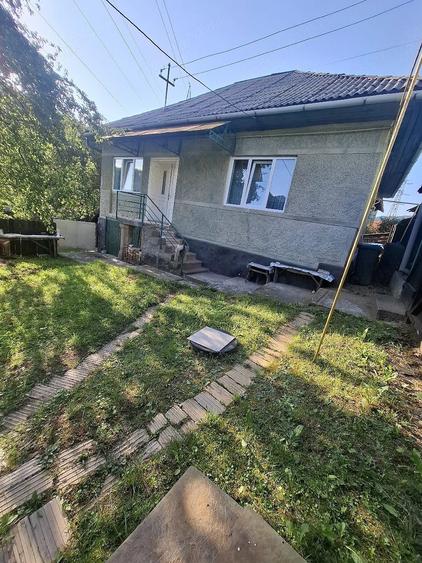 Casă cu 2 camere cu Teren 1541 Mp în Central