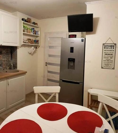 Apartament cu 3 camere decomandat în Ultracentral