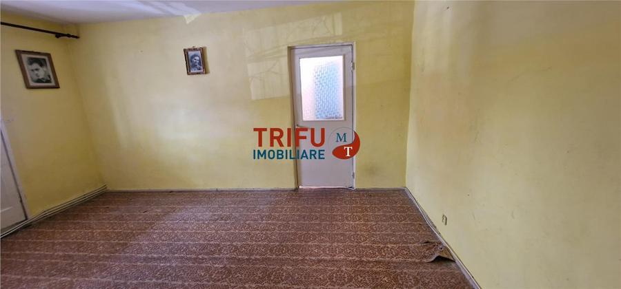 Apartament cu 2 camere decomandat în Cetate — fotografia 1