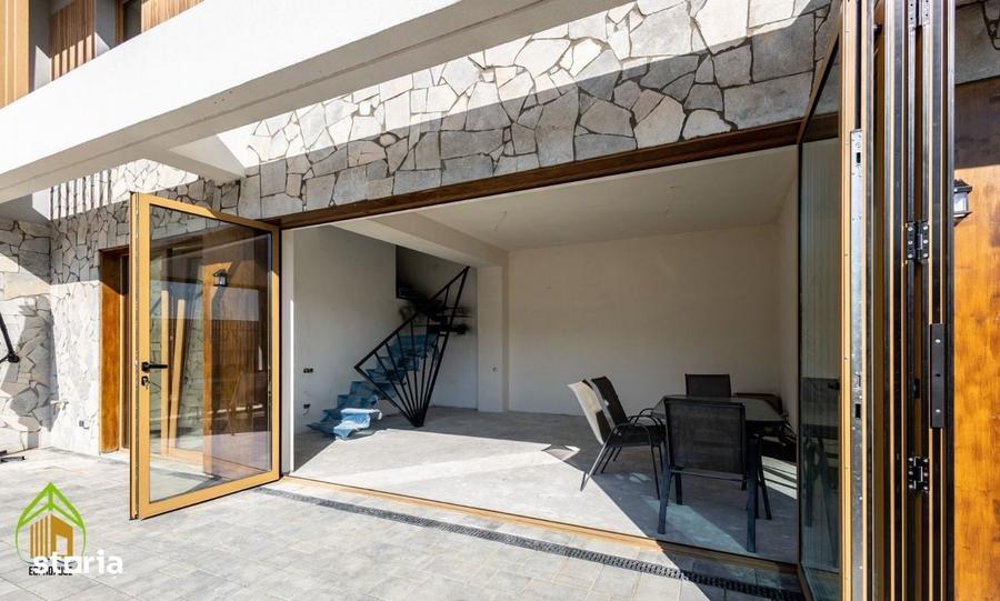 Casă cu 4 camere cu Teren 550 Mp în Sânnicoară