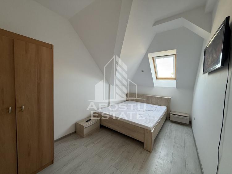 Apartament cu 4 camere semidecomandat, mobilat în Torontalului