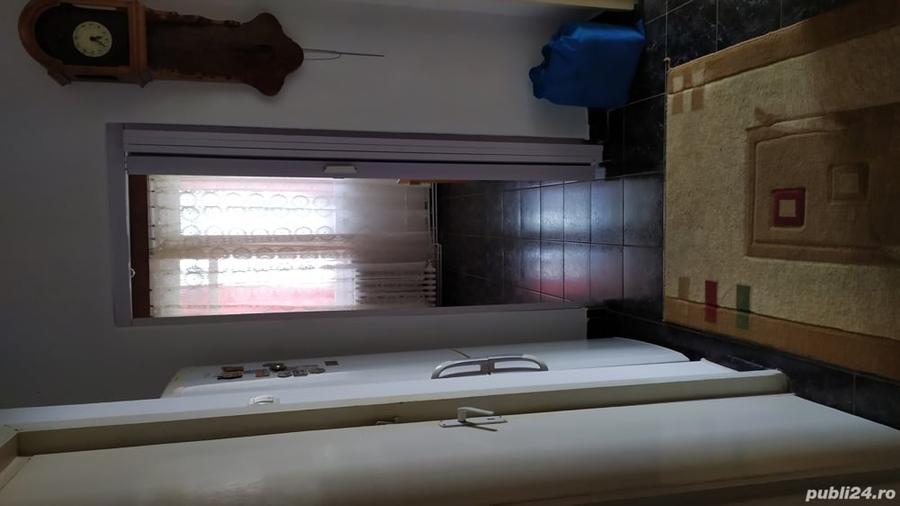Apartament cu 3 camere decomandat în Reghin