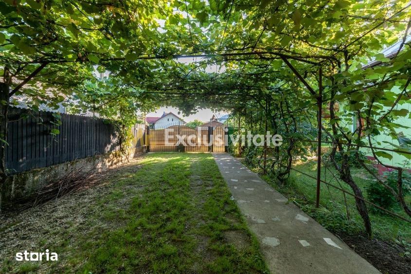 Casă cu 3 camere cu Teren 2720 Mp în Uliești