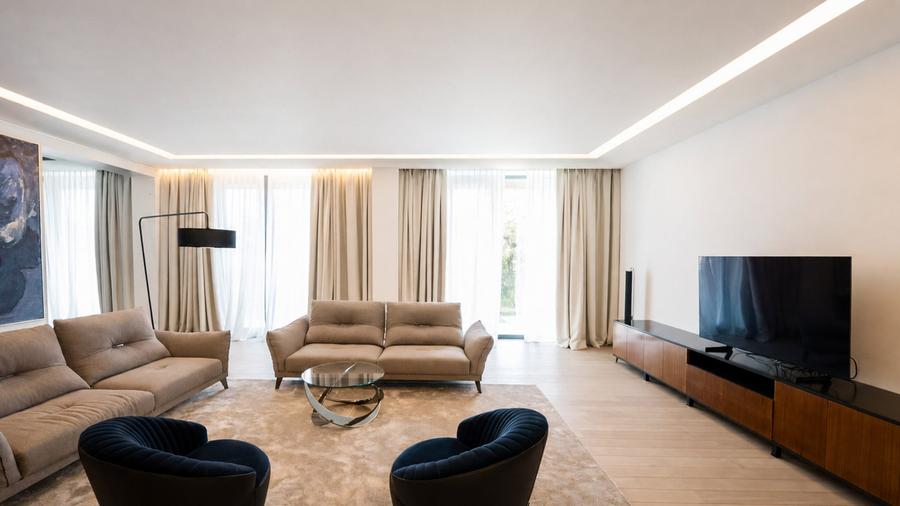 Apartament cu 5 camere în Kiseleff