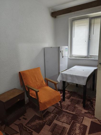 Apartament cu 2 camere nedecomandat în Central