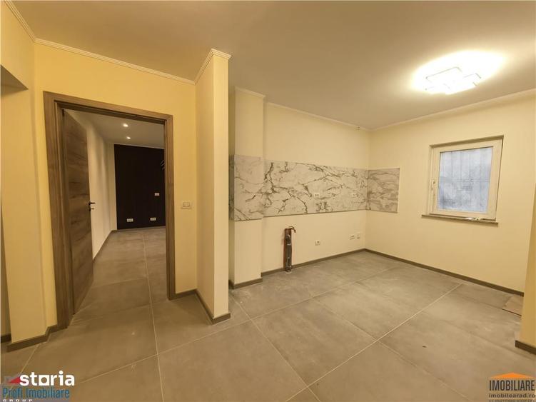 Apartament cu 3 camere în Complex Studențesc