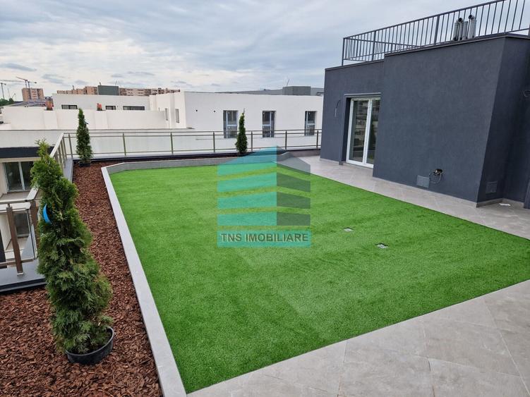 Penthouse cu 4 camere decomandat în Theodor Pallady