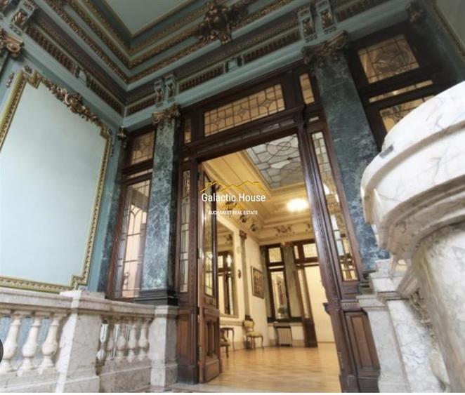 Casă individuală cu 12 camere cu Teren 2500 Mp în Calea Victoriei