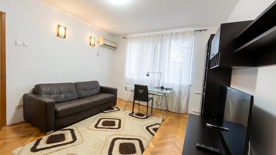Apartament cu 3 camere în Grivița