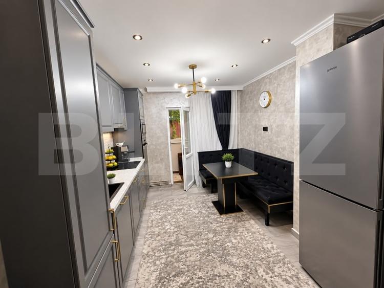 Apartament cu 3 camere decomandat, mobilat în Micro 4