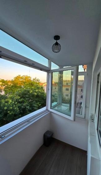 Apartament cu 2 camere decomandat în Podul de Fier