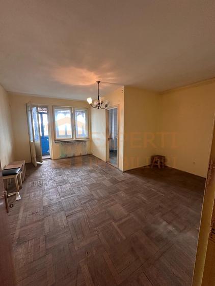 Garsonieră semidecomandată în Tomis III