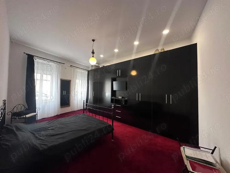 Casă cu 4 camere cu Teren 395 Mp în Port