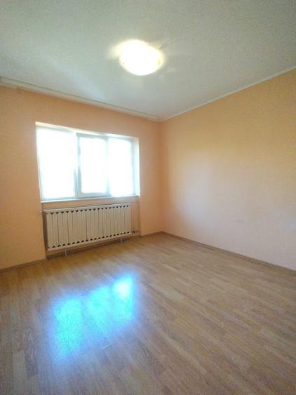 Apartament cu 2 camere decomandat în Rogerius