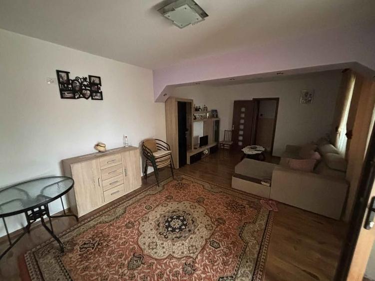 Casă individuală cu 5 camere în Valea Râmnicului