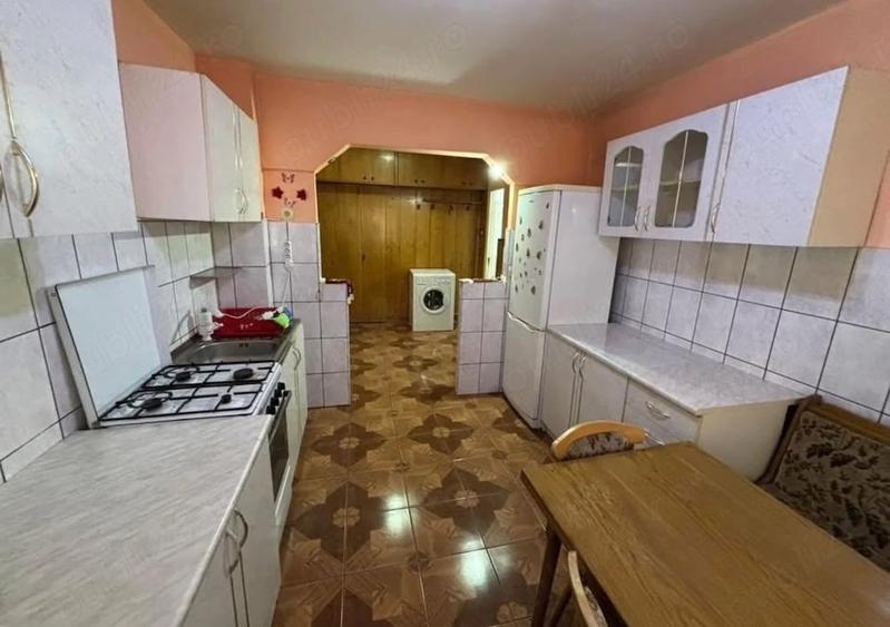 Apartament cu 2 camere decomandat în Exterior Vest