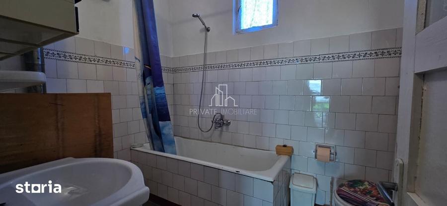 Casă cu 3 camere cu Teren 1400 Mp în Albești