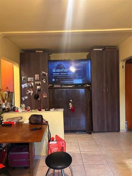 Apartament cu 3 camere decomandat, mobilat în Mircea cel Bătrân