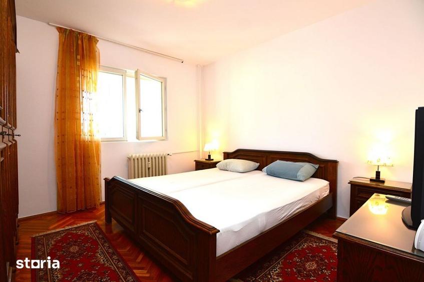 Apartament cu 3 camere, mobilat în Unirii