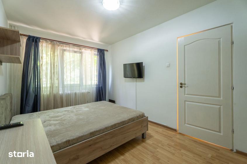 Apartament cu 2 camere nedecomandat în Podu Roș