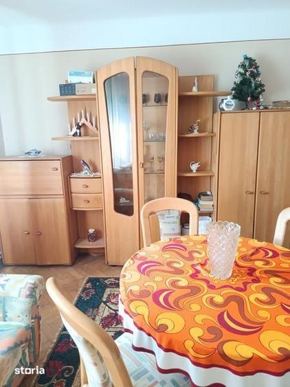 Casă cu 4 camere cu Teren 3239 Mp în Central