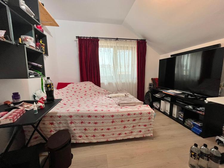 Casă individuală cu 5 camere cu Canalizare în Miroslava