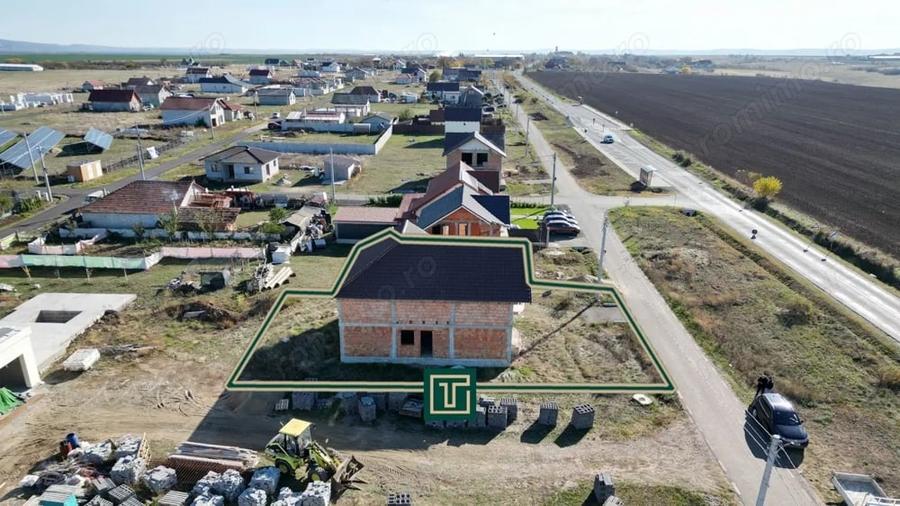 Casa la ro?u cu 5 camere in Aluni?, jude?ul Arad ideala pentru o familie! - 4