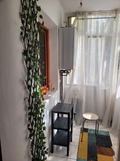 Apartament cu 2 camere decomandat în Nicolina
