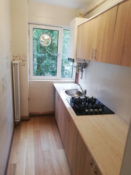 Apartament cu 2 camere nedecomandat în Cornișa