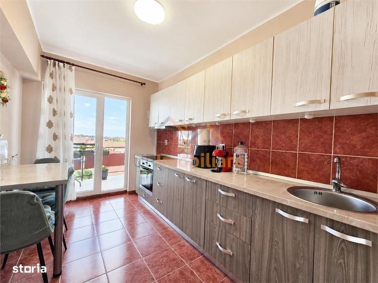 Apartament cu 3 camere decomandat în Sânmartin