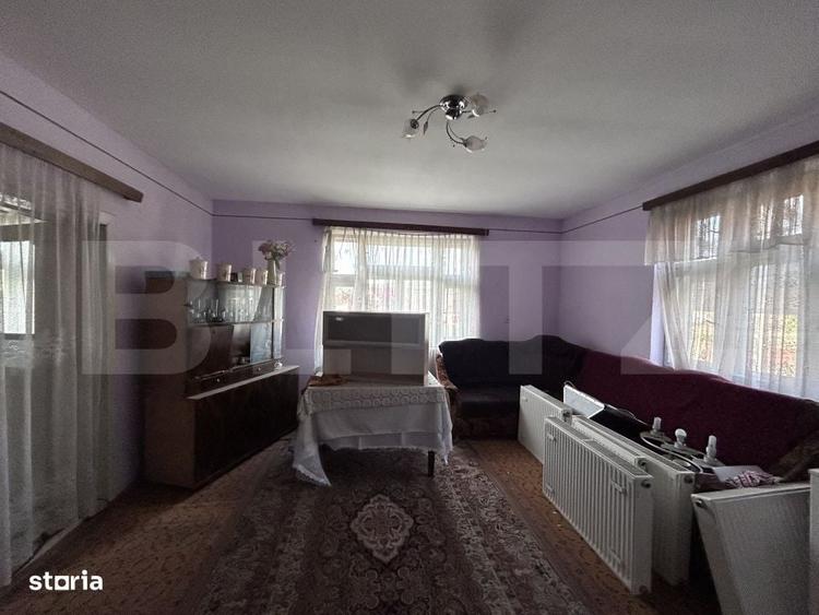 Casă cu 4 camere în Șanț