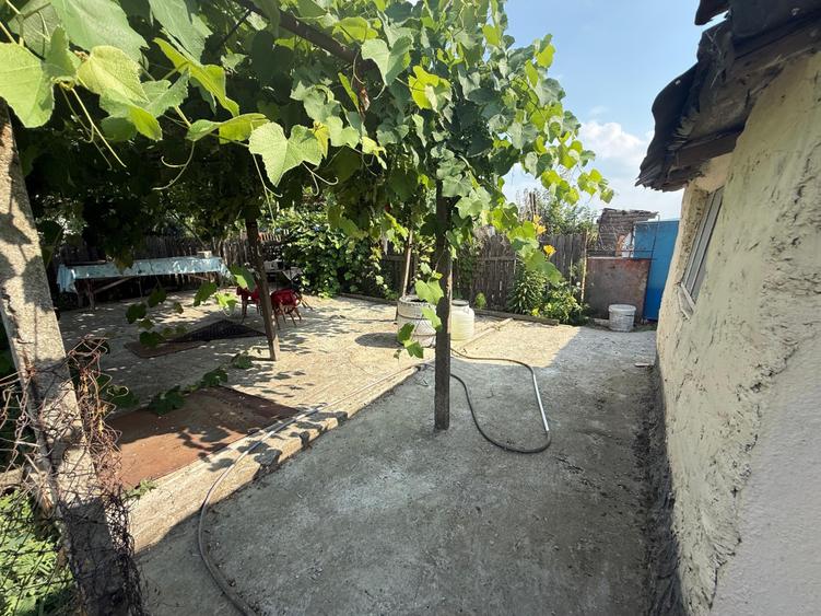 Casă cu 4 camere în Mihai Viteazu