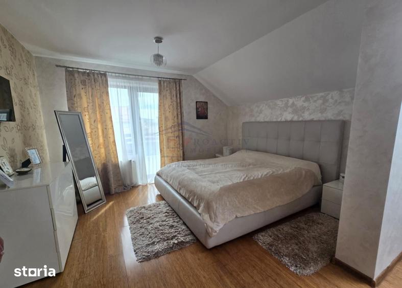 Casă cu 4 camere cu Teren 500 Mp în Șcheia
