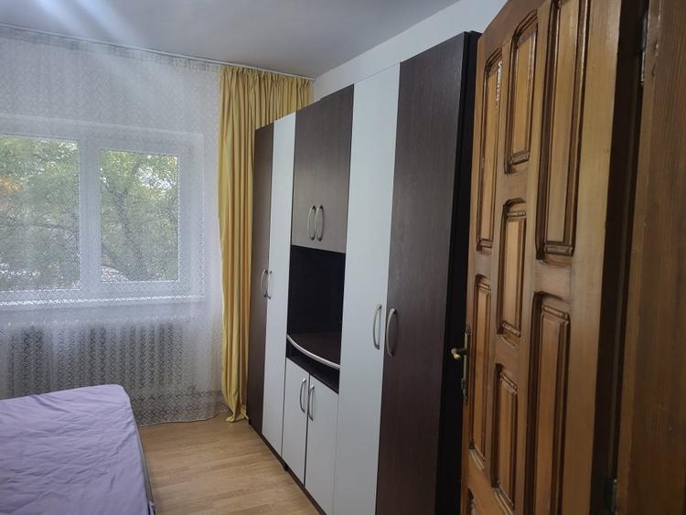 Apartament cu 3 camere decomandat, mobilat în 1 Mai