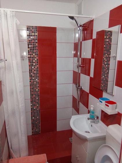 Apartament cu 2 camere nedecomandat în Central