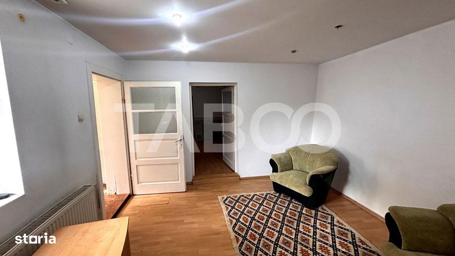 Casa individuala de vanzare 3 camere 85mpu+ garaj zona Piata Cluj - 3