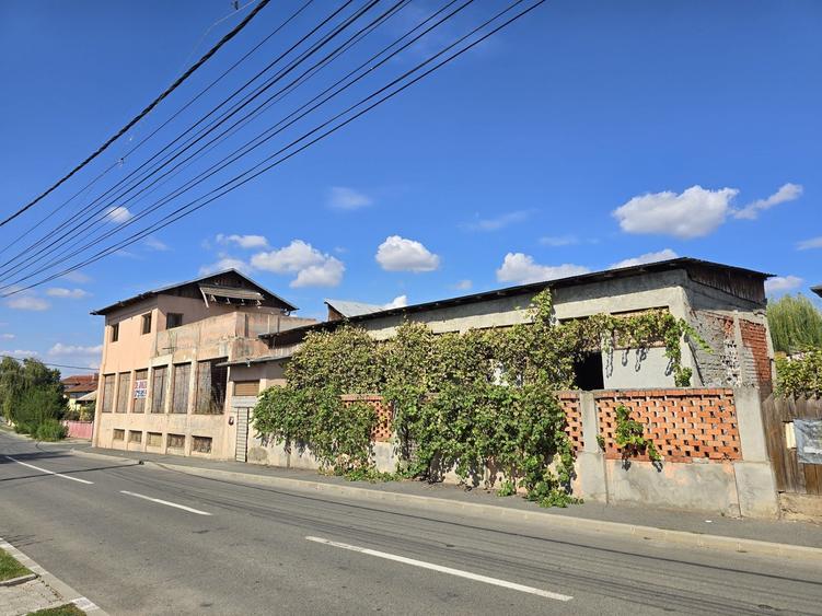 Apartament cu 4 camere în Central