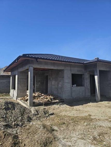 De vanzare sau schimb cu apartament Casa renovata in Cordun - 1