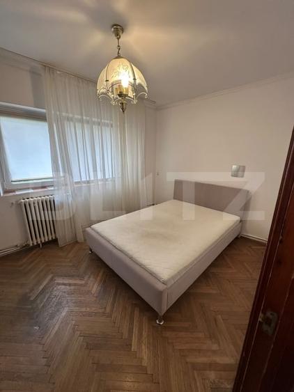 Apartament cu 3 camere semidecomandat, mobilat în Mănăștur