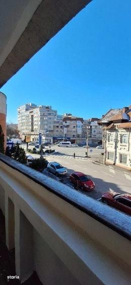 Apartament cu 2 camere decomandat în Ultracentral