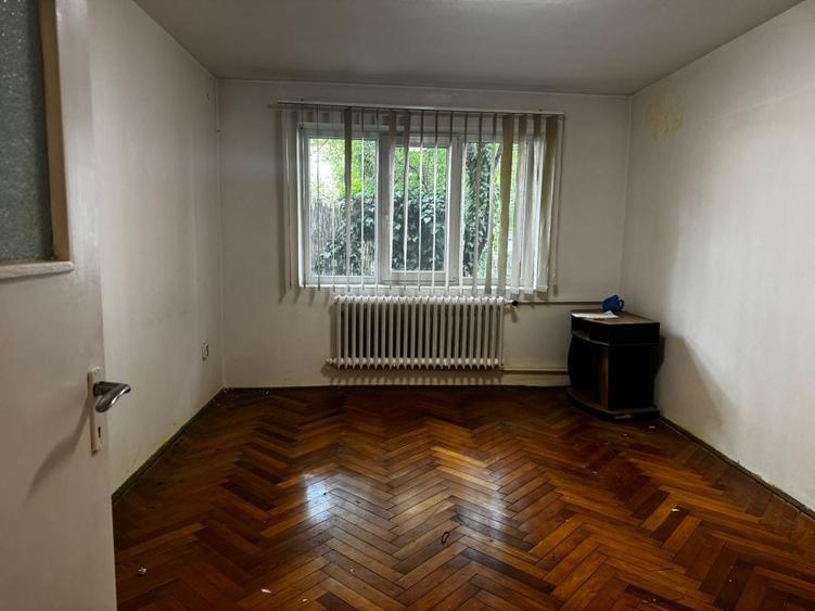 Apartament cu 2 camere semidecomandat în Dosu Bricii